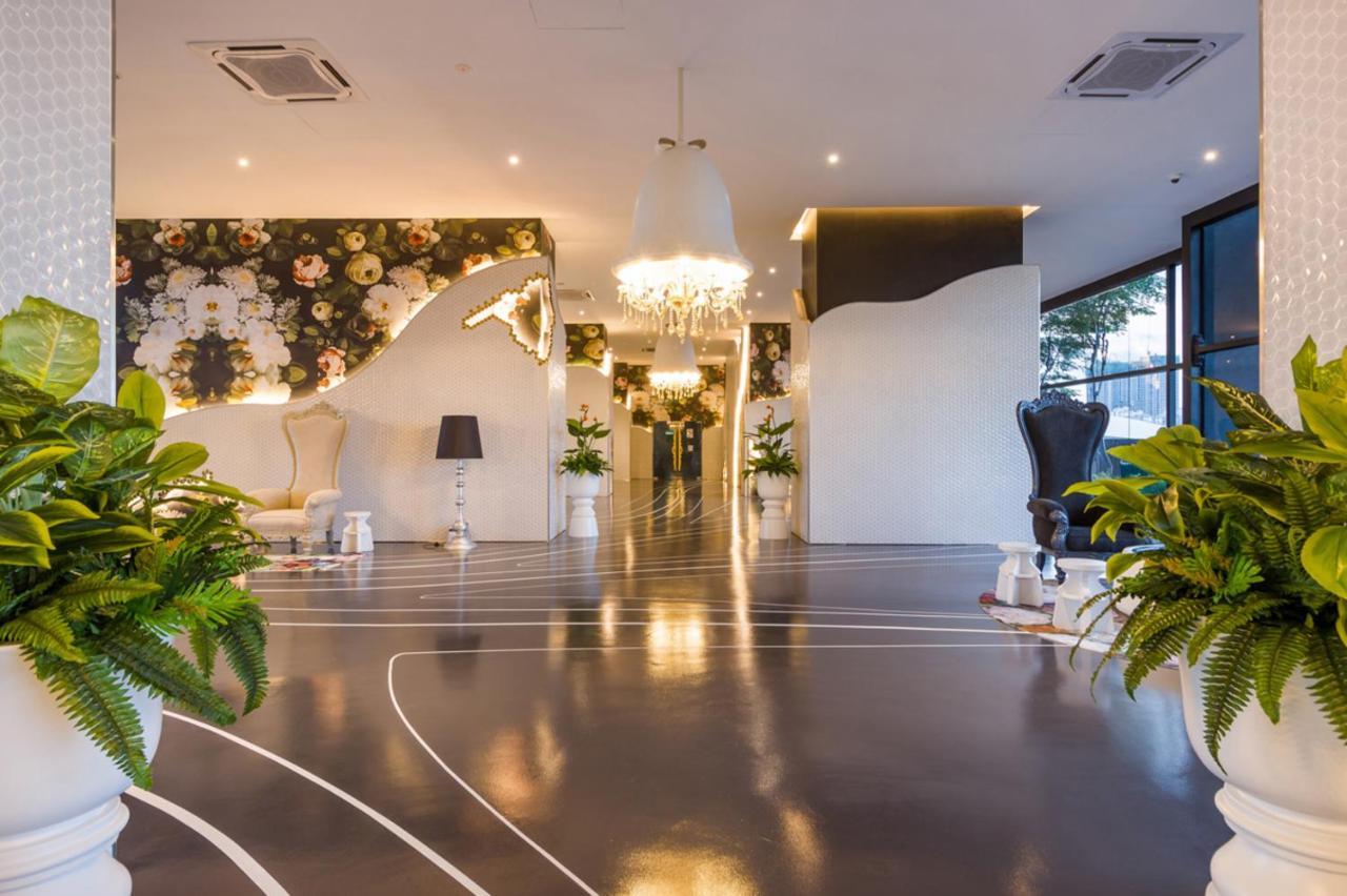 Zetter Suite Arte Mont Kiara Kuala Lumpur Buitenkant foto